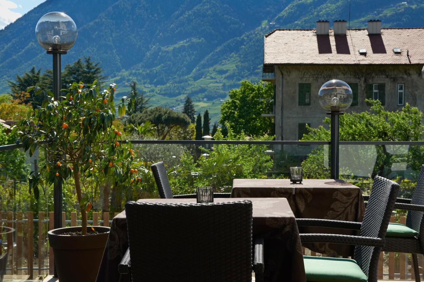 Hotel Ladurner Merano Kültér fotó