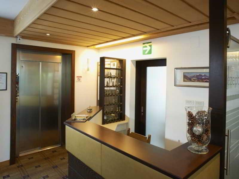 Hotel Ladurner Merano Kültér fotó